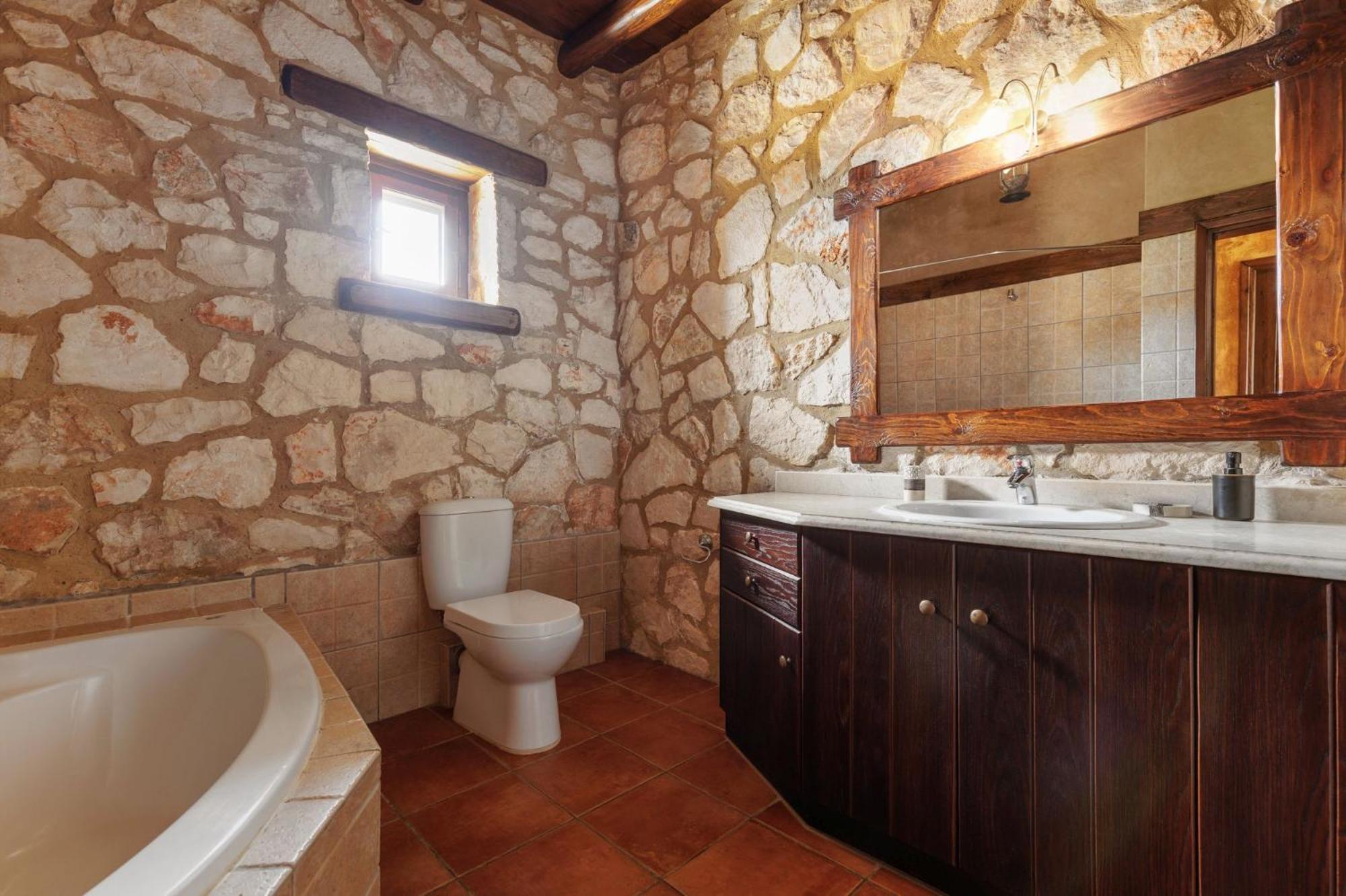Armos Stone - Private Pool & Sea Views, By Zantewize * Skinária